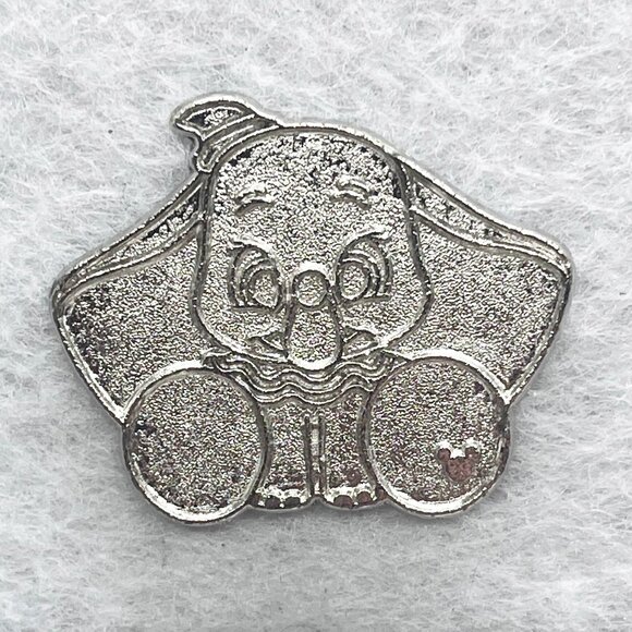 🔮 5/$25 Disney Dumbo Chaser Pin‎ - Picture 1 of 2